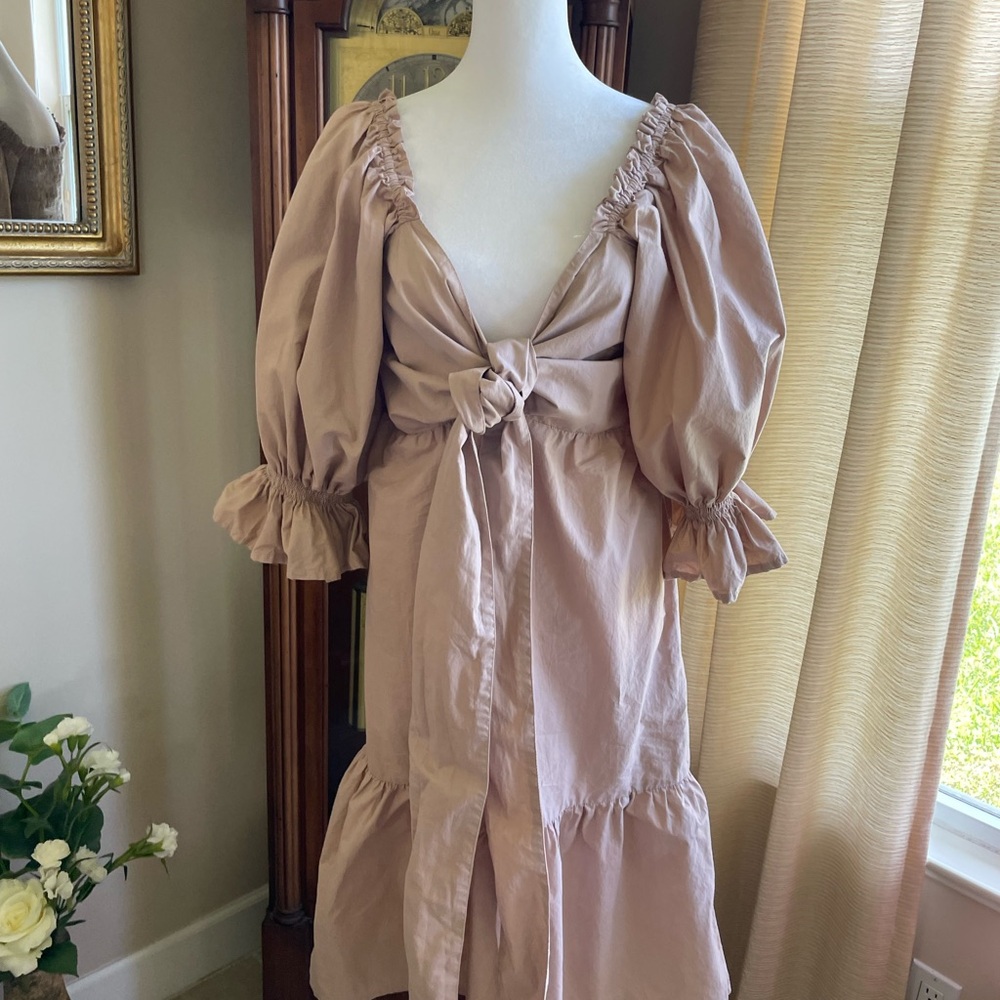 100% Cotton Blush Color Elastic Back Large Tie Front Puff Sleeve Dress Lg/XL